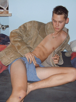 Set fotografico twink italiano gay — Twink — foto 13/16