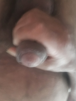 Le strane voglie di un insospettabile uomo sposato..PASSIVO — foto 4/8