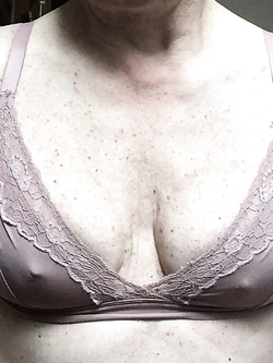Le tette continuano a crescere — foto 1/9