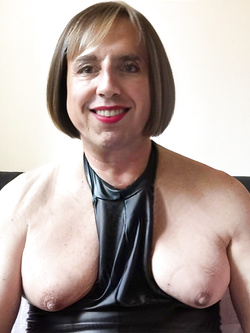 Bisogno di cazzi — Travestiti — foto 4/7