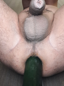 Zucchina nel culo, cucumber in ass — foto 10/11
