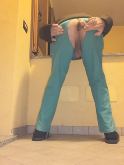 Culo a pecorina pronto per il cazzo — foto 3/12