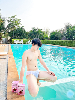 I ragazzi di gennaio si scaldano a vicenda con pompini e seghe — Twink — foto 16/200