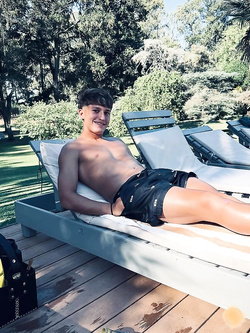 I ragazzi di gennaio si scaldano a vicenda con pompini e seghe — Twink — foto 33/200