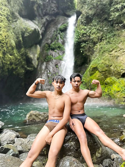 I ragazzi di gennaio si scaldano a vicenda con pompini e seghe — Twink — foto 39/200