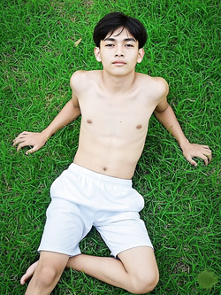 I ragazzi di gennaio si scaldano a vicenda con pompini e seghe — Twink — foto 53/200