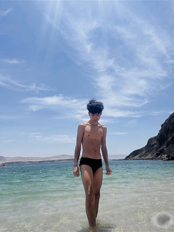 I ragazzi di gennaio si scaldano a vicenda con pompini e seghe — Twink — foto 64/200