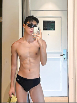 I ragazzi di gennaio si scaldano a vicenda con pompini e seghe — Twink — foto 67/200