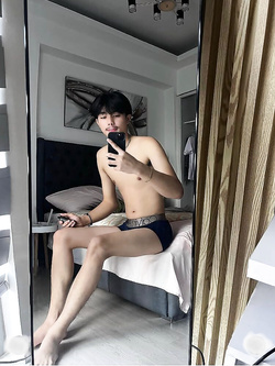 I ragazzi di gennaio si scaldano a vicenda con pompini e seghe — Twink — foto 79/200