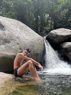 I ragazzi di gennaio si scaldano a vicenda con pompini e seghe — Twink — foto 133/200