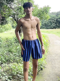 I ragazzi di gennaio si scaldano a vicenda con pompini e seghe — Twink — foto 171/200