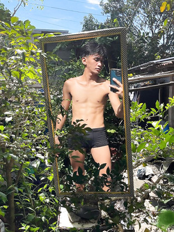 I ragazzi di gennaio si scaldano a vicenda con pompini e seghe — Twink — foto 172/200