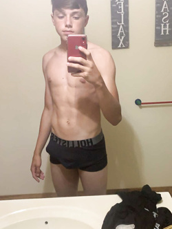 Biondi e bianchi lisci da sborrare addosso — Sesso Anale — foto 28/147