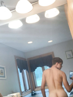 Biondi e bianchi lisci da sborrare addosso — Sesso Anale — foto 34/147