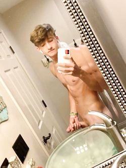 Biondi e bianchi lisci da sborrare addosso — Sesso Anale — foto 126/147