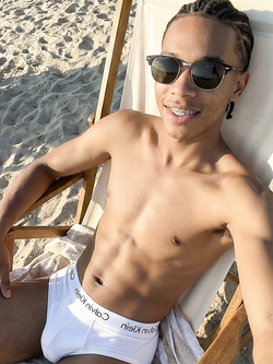 Juan cugino brasiliano di Tommy – culo sodo da sfondare — Bisessuali — foto 13/20