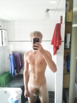 Giovani twinks gay in pose calde e sensuali — Twink — foto 25/99