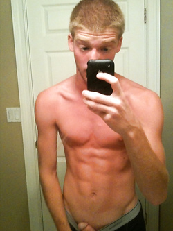 Giovani twinks gay in pose calde e sensuali — Twink — foto 63/99