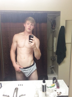 Giovani twinks gay in pose calde e sensuali — Twink — foto 87/99