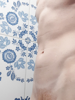 Sexy twink italiano rosso sega da urlo — Twink — foto 10/20