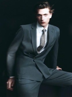 Edoardo Sebastianelli modello italiano irresistibile — Giovani — foto 100/160