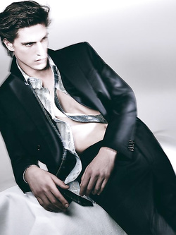 Edoardo Sebastianelli modello italiano irresistibile — Giovani — foto 117/160