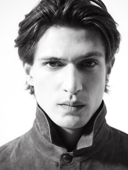 Edoardo Sebastianelli modello italiano irresistibile — Giovani — foto 151/160