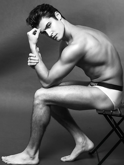 Luka Skocilic modello italiano super figo — Giovani — foto 11/67