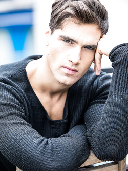Fabio Mancini supermodello italiano gay — Giovani — foto 28/155