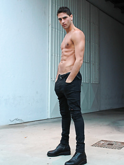 Fabio Mancini supermodello italiano gay — Giovani — foto 75/155