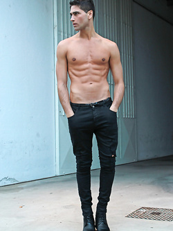 Fabio Mancini supermodello italiano gay — Giovani — foto 81/155