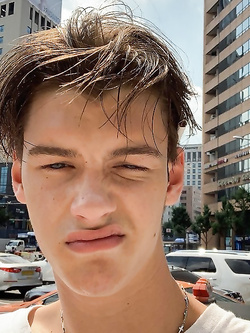 Rendy Giorgini modello da infarto gay — Giovani — foto 67/68