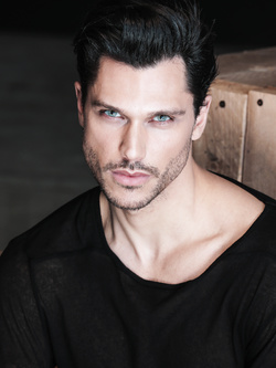 Valerio Logrieco modello gay italiano bollente — Muscolosi — foto 24/88