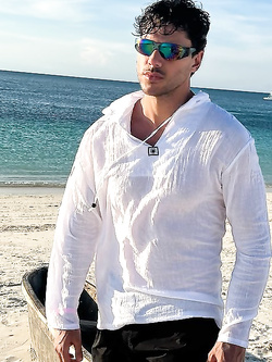 Valerio Logrieco modello gay italiano bollente — Muscolosi — foto 43/88
