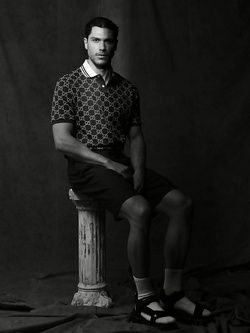 Valerio Logrieco modello gay italiano bollente — Muscolosi — foto 60/88