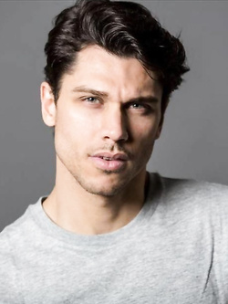 Valerio Logrieco modello gay italiano bollente — Muscolosi — foto 75/88