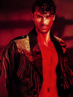 Valerio Logrieco modello gay italiano bollente — Muscolosi — foto 84/88