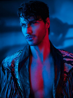 Valerio Logrieco modello gay italiano bollente — Muscolosi — foto 85/88