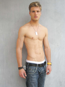 Francesco Brunetti gay italiano hot — Giovani — foto 152/161