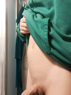 Artur femboy italiano 20 anni con 13 cm non circonciso — Cazzi Grossi — foto 114/150