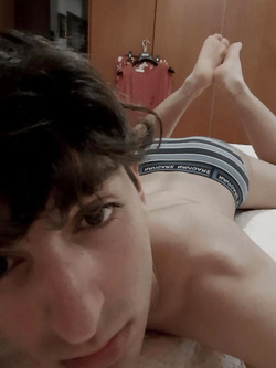 Francesco twink italiano carinissimo — Twink — foto 18/19