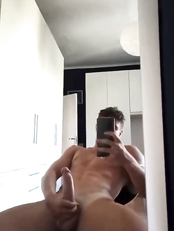 Tuffatore italiano famoso nudo tutto (guarda il video!) — Muscolosi — foto 13/35