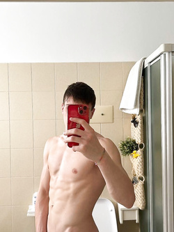 Tuffatore italiano famoso nudo tutto (guarda il video!) — Muscolosi — foto 15/35