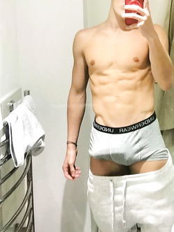 Tuffatore italiano famoso nudo tutto (guarda il video!) — Muscolosi — foto 19/35