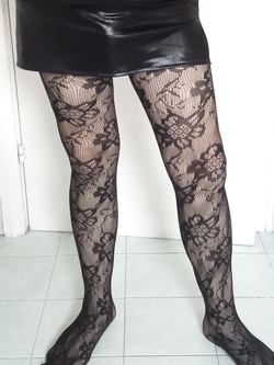 Passione calze a rete — Travestiti — foto 1/15