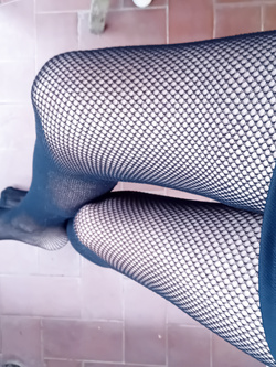 Passione calze a rete — Travestiti — foto 9/15
